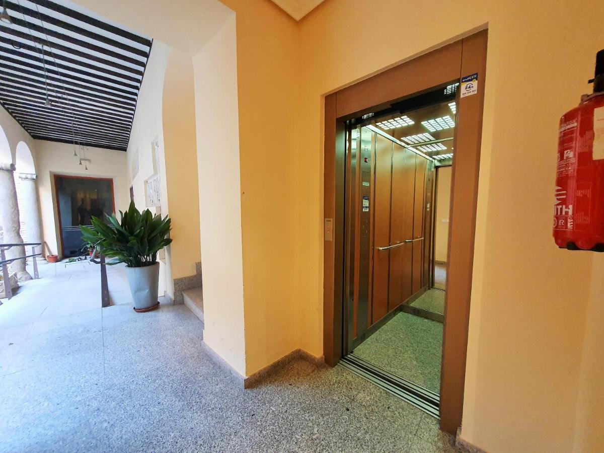 Apartamento Taller Del Moro Apartment Toledo Bagian luar foto